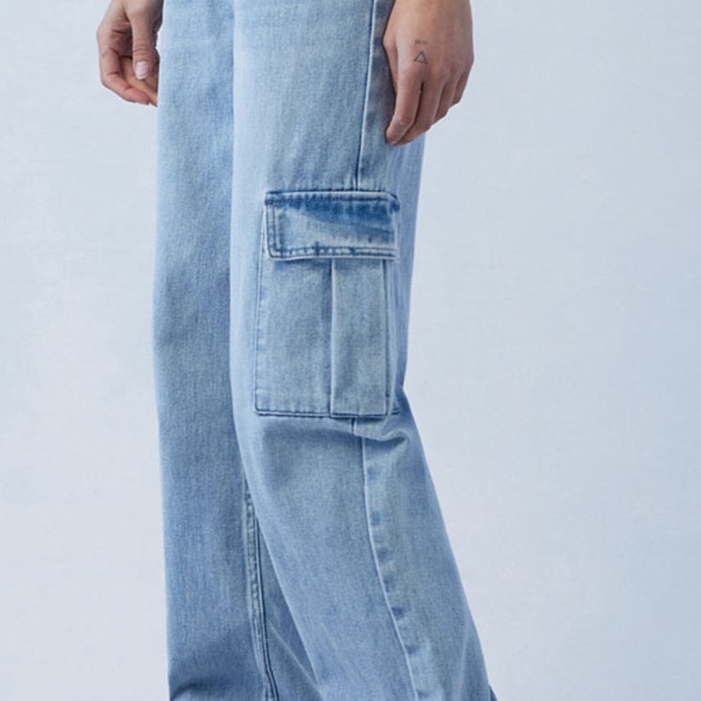 Pacsun Light Indigo '90s Boyfriend Cargo Jeans- Medium Indigo Wash - Picture 3 of 7